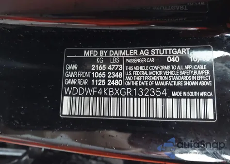 2016 Mercedes-Benz C 300 4Matic/Luxury 4Matic/Sport 4Matic z USA, uszkodzony, nr VIN WDDWF4KBXGR132354